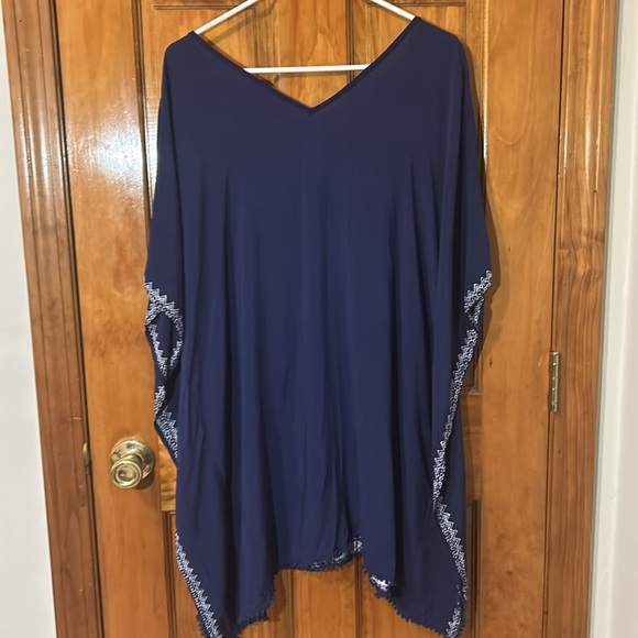 Stella & Dot Beach Cover Up - Picture 6 of 8